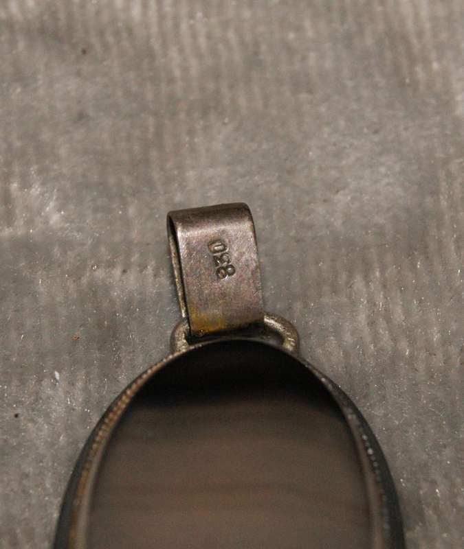 Vintage 830 silver and blue and clear Agate pendant