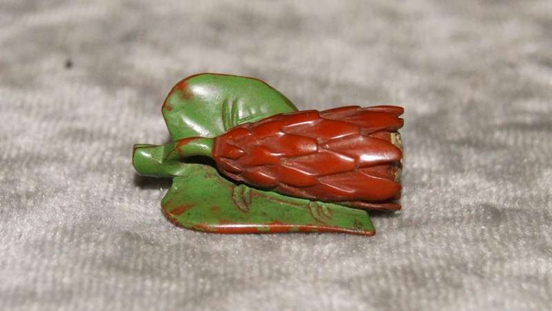 Vintage hand carved Protea brooch pin