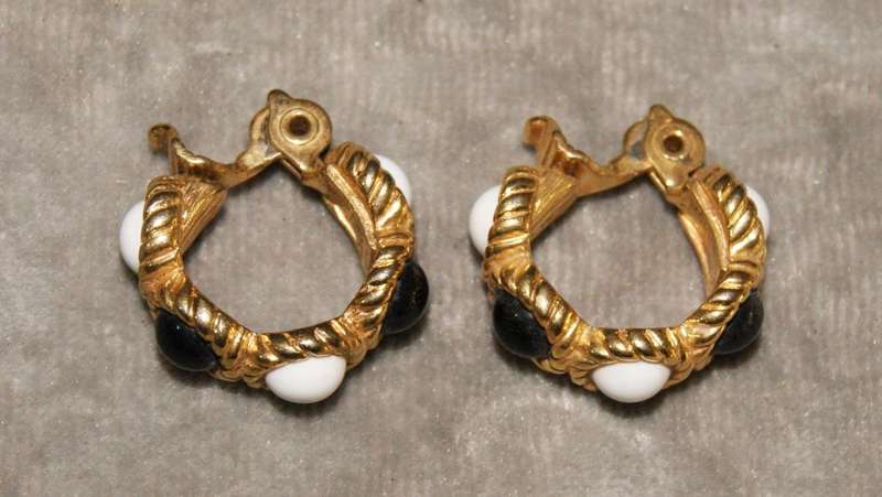 Vintage Monet earrings