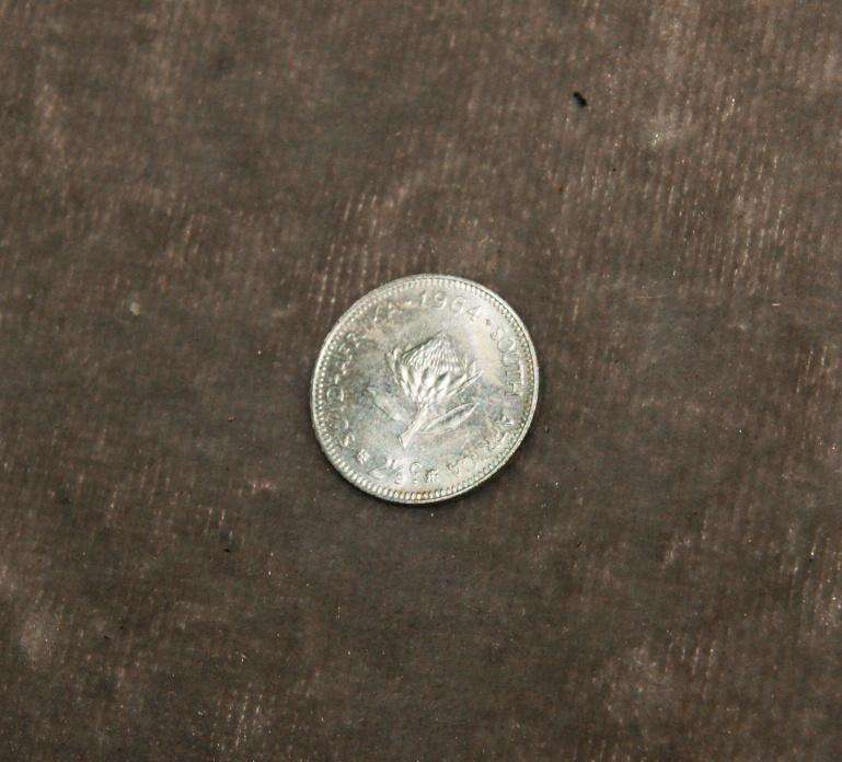 1964 2 1/5c South Africa BU/UNC 50% silver @ crazy low R1 start
