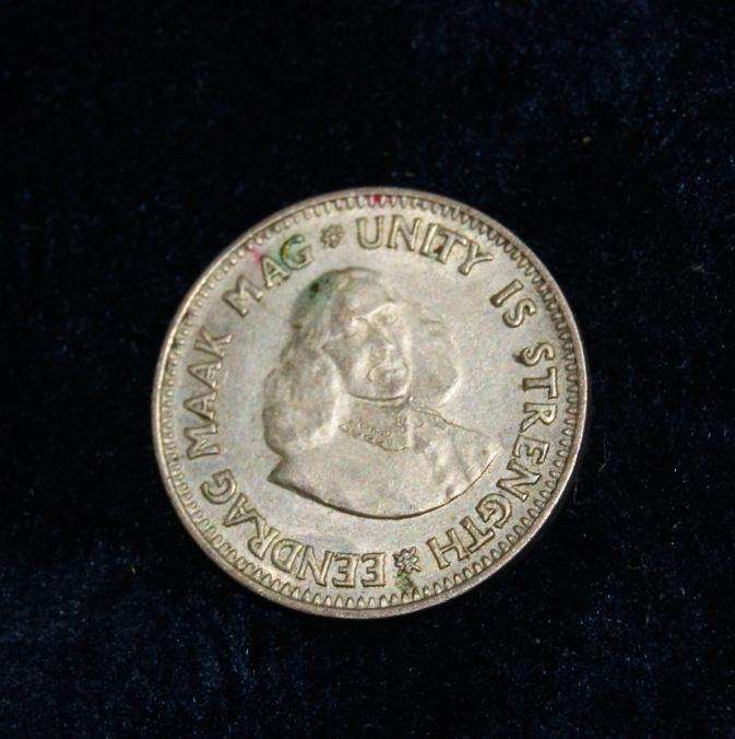 1961 South African 2 1/2cent @ crazy low R1 start