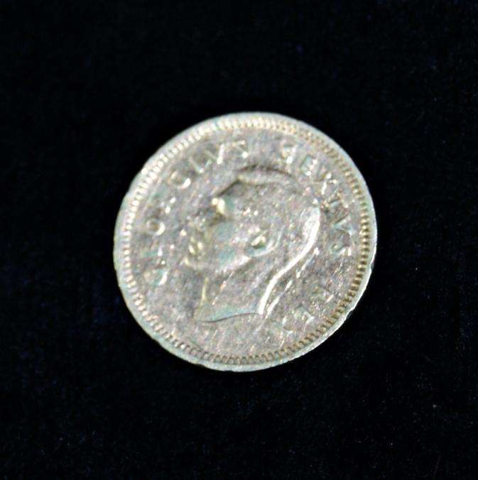 1950 South African Tickey 3d @ crazy low R1 start