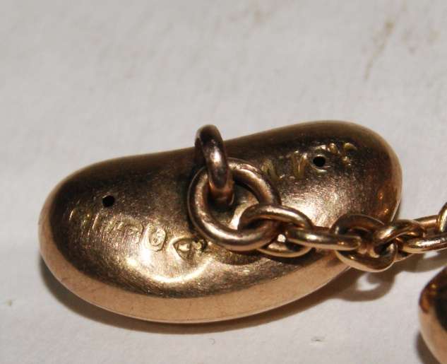 Pair of 9ct Gold Bean Shaped Cufflinks (3.6g) @@@ CRAZY LOW R1 START