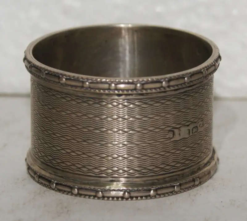 Birmingham 1930 Hallmarked Silver Serviette Ring (38.3g)