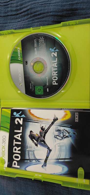 Portal 2 (Xbox 360)