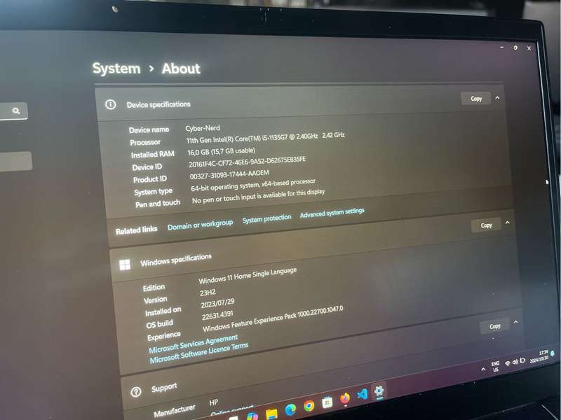 Lenovo ThinkPad E14 14-inch FHD Intel Core i5-1135G7 16GB RAM 256GB SSD Win 11