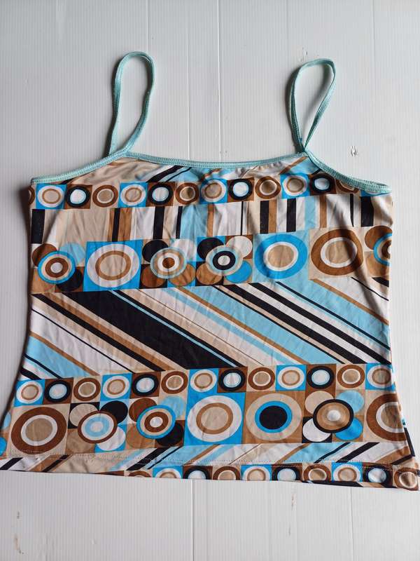 Ladies Top (Size L)