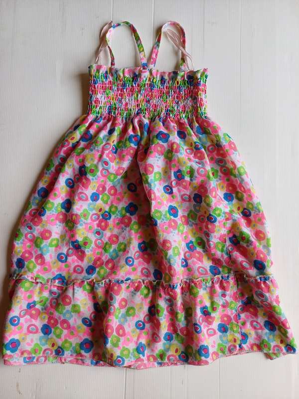 Girl Dress (Size 4-5years)