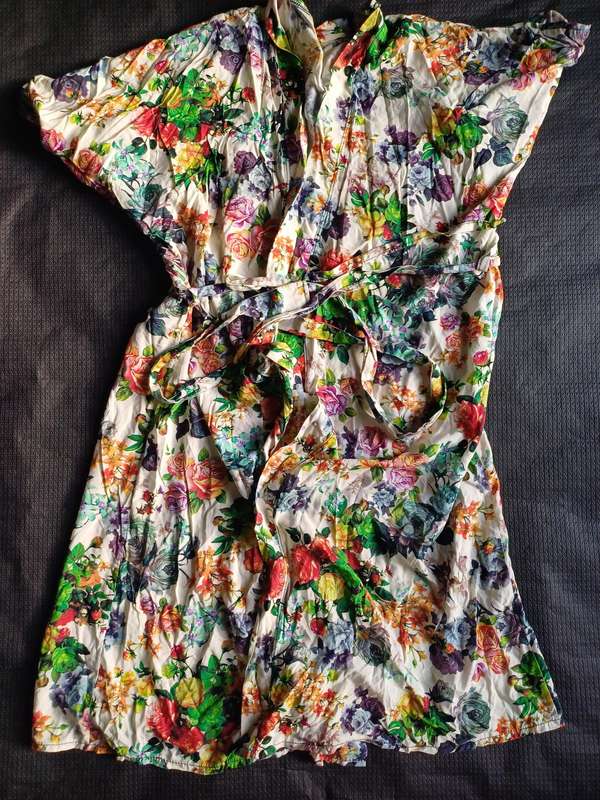 Ladies Summer Gown (Size M/L)