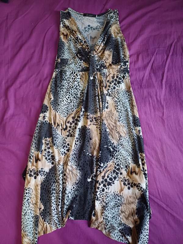 Ladies Dress EL Magnazy (Size 34)