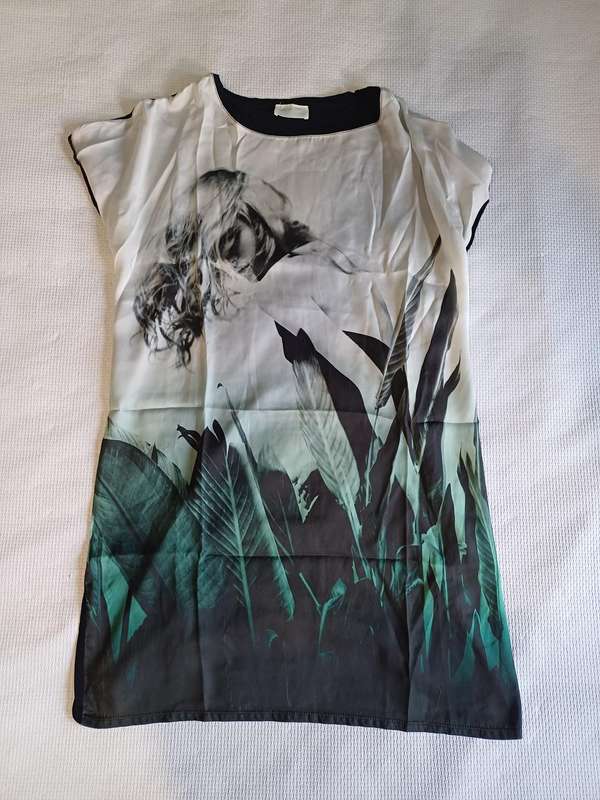 Ladies Top Zara (Size X/XL)