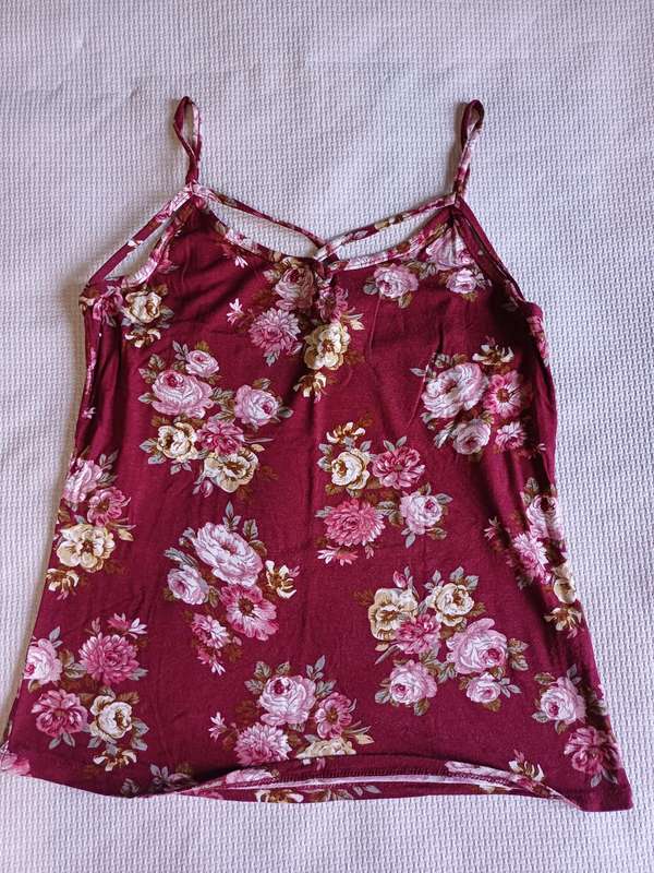Ladies Top Real Clothing (Size S)
