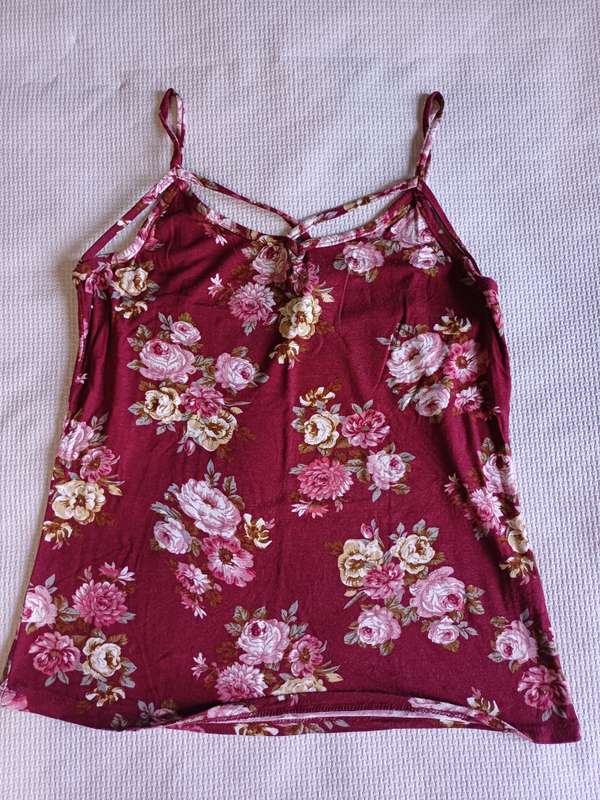 Ladies Top Real Clothing (Size S)