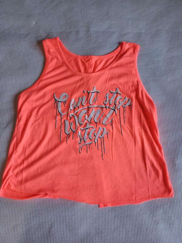 Ladies Top (Size M)