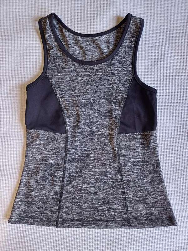 Ladies Top (Size S)