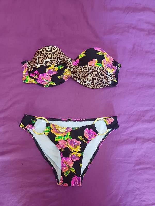 Ladies Swimsuit (Size S)