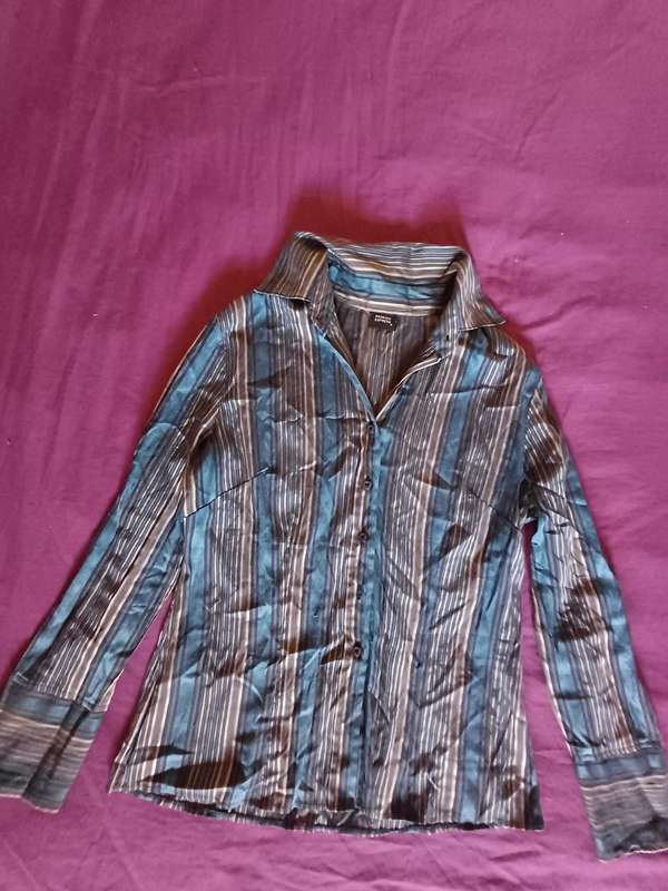 Ladies Top Fashion Express (Size 8)