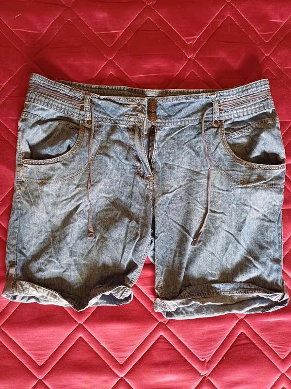 Ladies Short Network (Size 12)