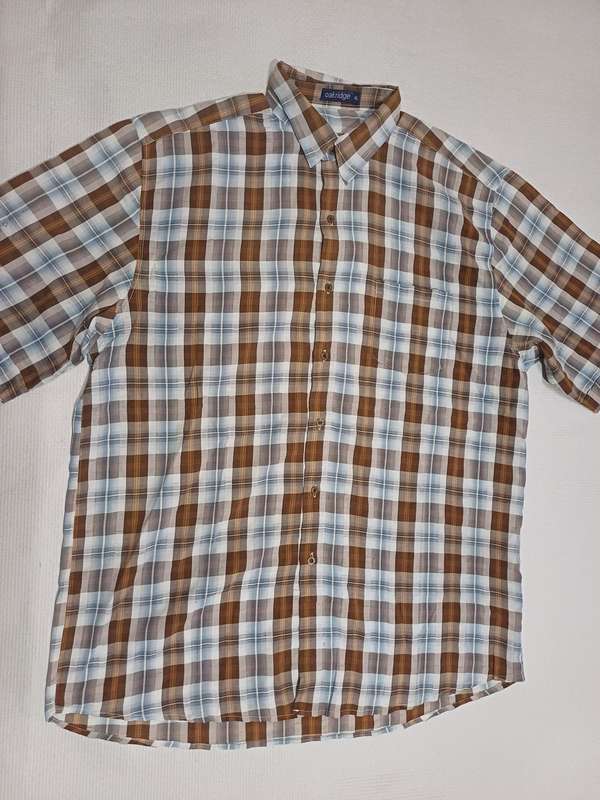 Men Shirt (Size XL)