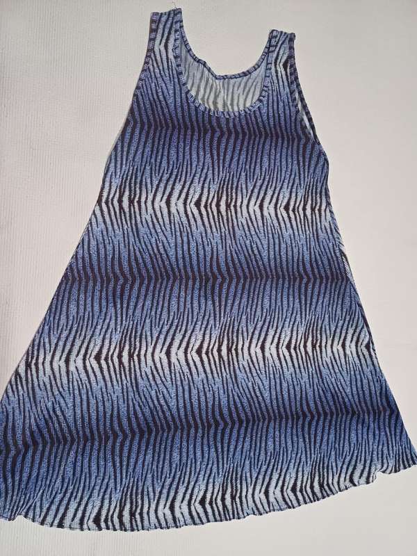 Ladies Dress (Size M)