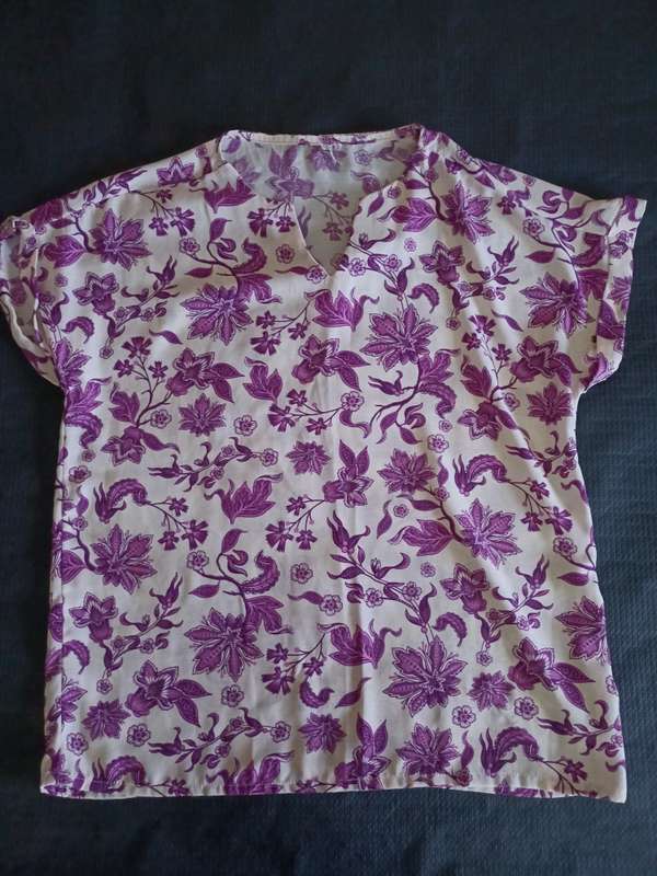 Ladies Top Real Woman (Size M)