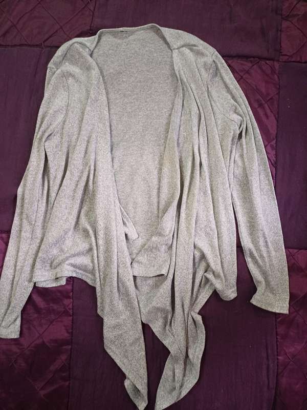 Ladies Top Longsleeve (Size M)