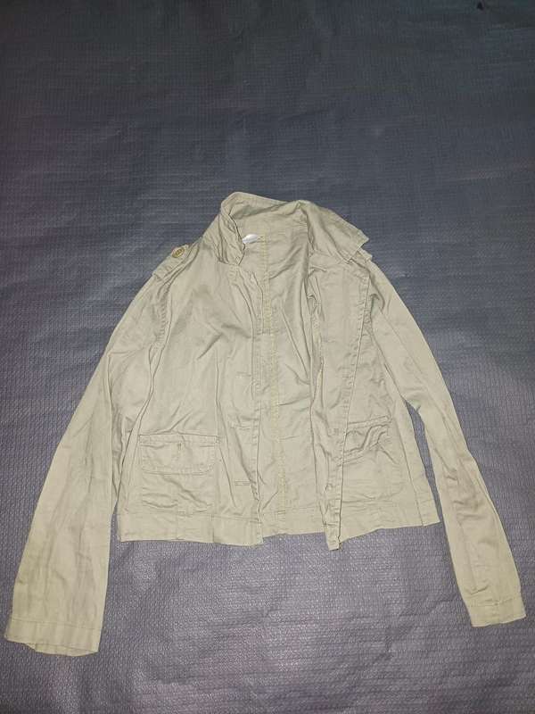 Girl Top RT (Size 6-7years)