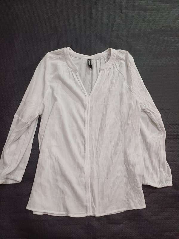 Ladies Top Network (Size 10)