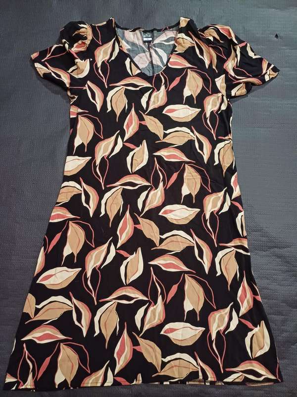 Ladies Dress Be Yourself (Size 36)