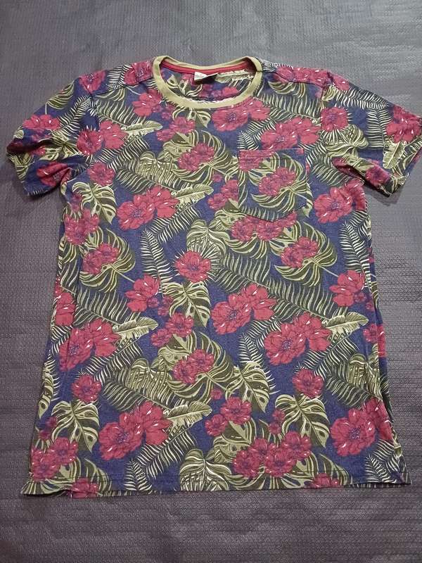 Boys Top JBR (Size 14-15years)