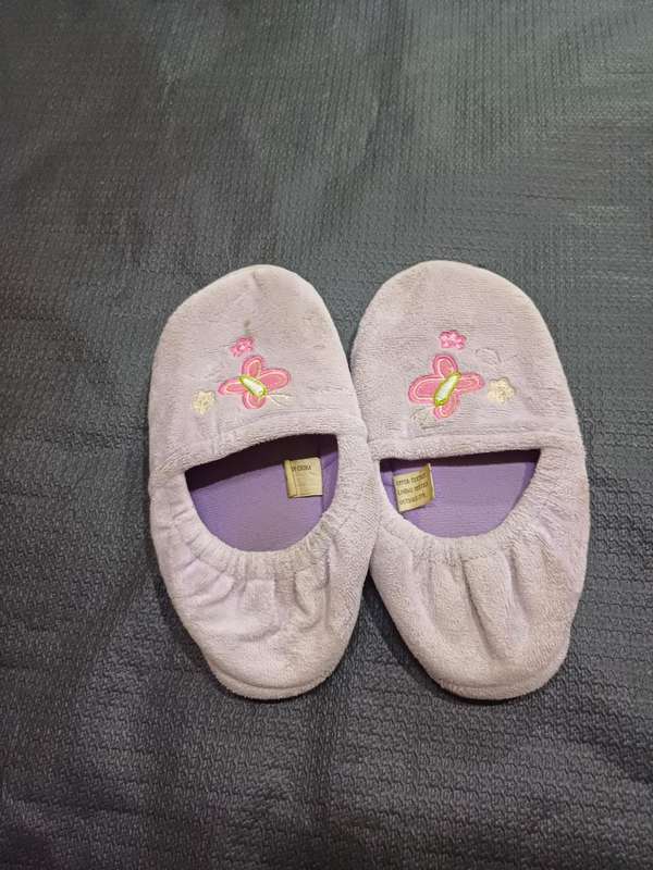 Girl Slipper (Size 13years)