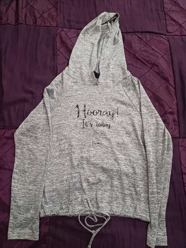 Ladies Hoodie Top (Size SS)