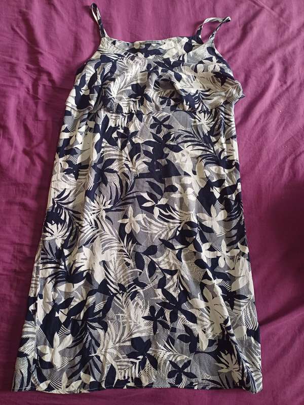 Ladies Dress Legend (Size 10)