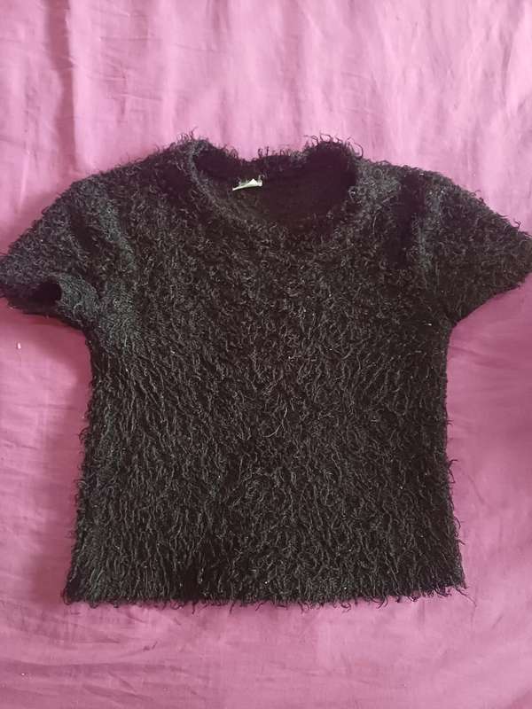 Girl Top (Size 10-11years)