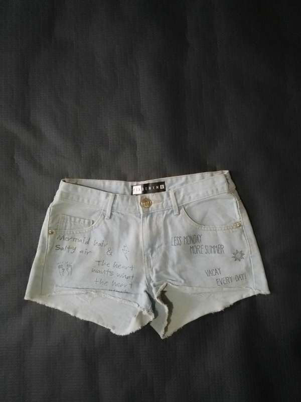 Ladies Short Fix (Size 6)