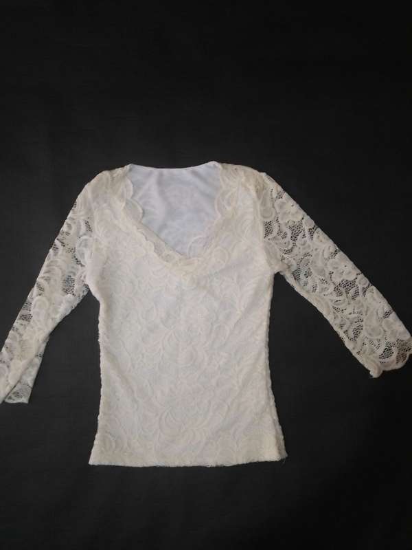 Ladies 3/4 Top (Size M)