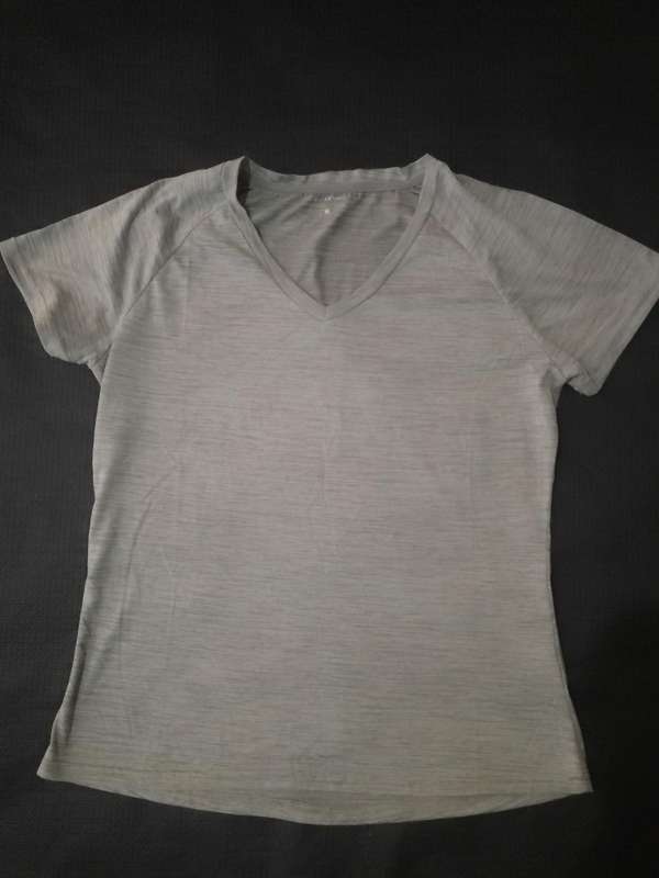 Ladies Top (Size M)
