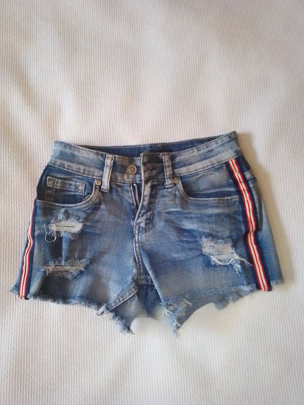 Ladies Short RT (Size 4)