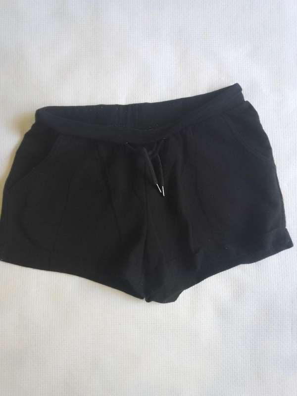 Ladies Short Esmara (Size M)