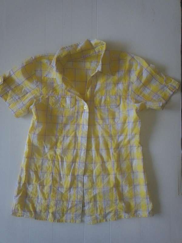 Girls Shirt Red Curl (Size 11-12years)