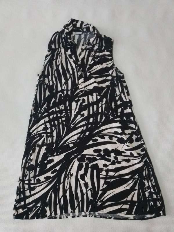 Ladies Top Oakridge (Size 36)