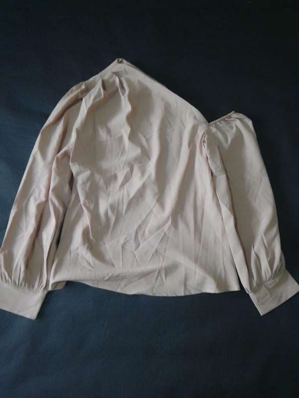 Ladies Top Shein (Size M)