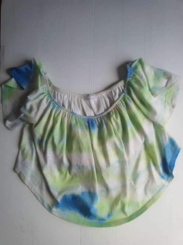 Ladies Top Free 2Bu (Size 8)
