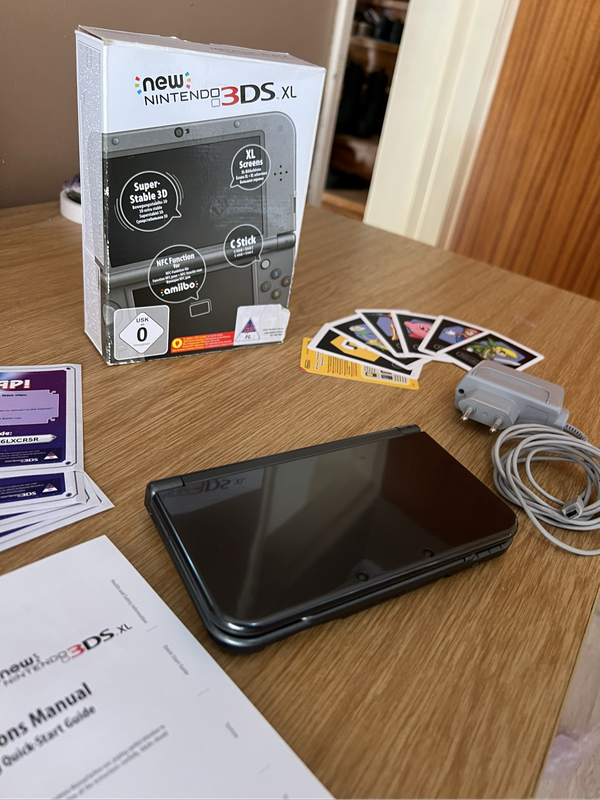 Nintendo New 3DS XL (Custom Firmware, 128GB microSD) + 56 Games | Boxed + Charger