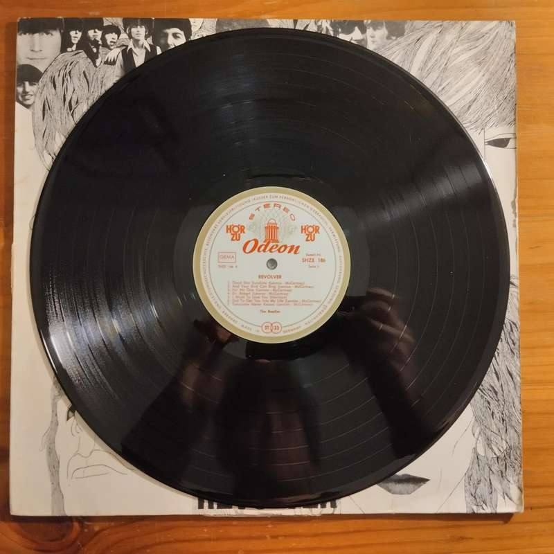 Revolver - The Beatles Vinyl LP