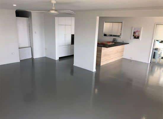 Self-levelling screed Ultraplan eco 20 installation  per square m²