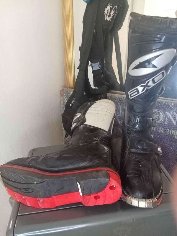 AXO RC6 MX boots brand new size 42