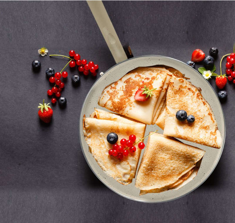 Continental Homeware Cream 28.5cm Non-Stick Pancake, Pizza & Roti Pan