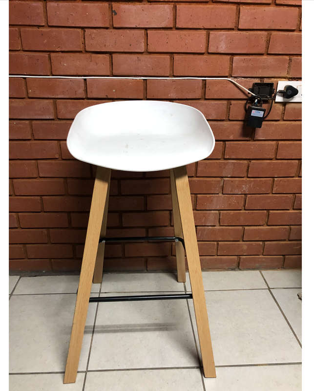 Zimbali - Barstool white - Secondhand/Demo Unit !!!!!