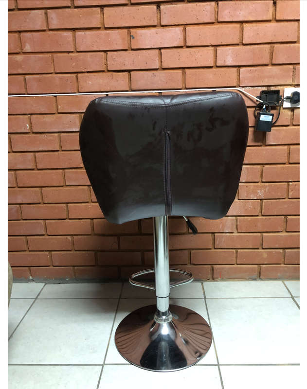 868 Bar Stool / Kitchen Counter Chair brown Colour